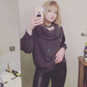 Meet your Posher, Stephani